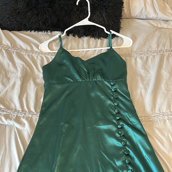SHEIN dark green satin split dress - Picture 6 of 7